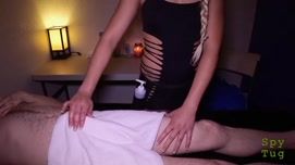 Кадр 3 с порно видео Развратный случай на массаже