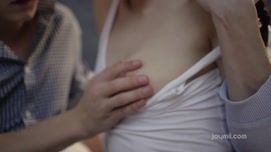 Кадр 2 с порно видео Девушка с хвостиком отсасывает член у любовника